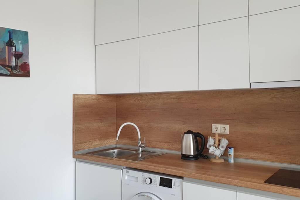 Lola Seaview Guest House. Уютный Домик В Варне Varna ภายนอก รูปภาพ