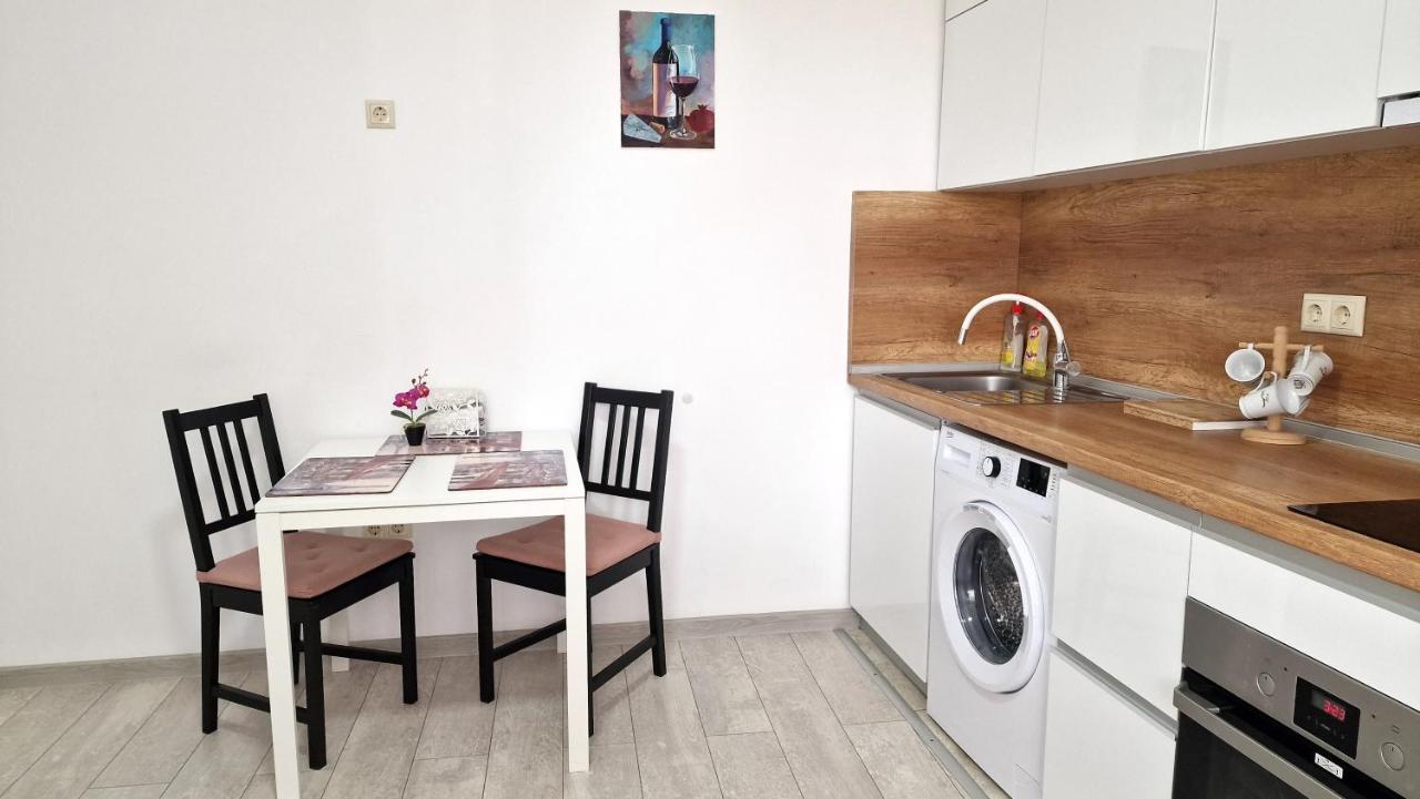 Lola Seaview Guest House. Уютный Домик В Варне Varna ภายนอก รูปภาพ