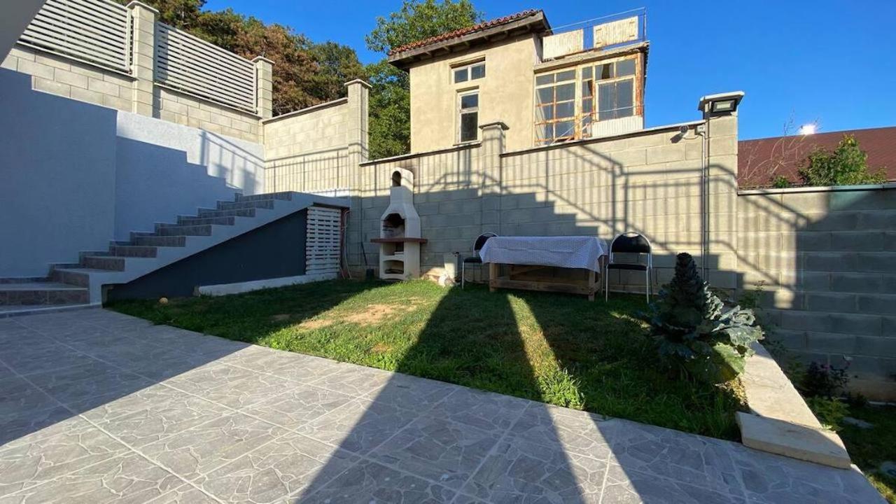Lola Seaview Guest House. Уютный Домик В Варне Varna ภายนอก รูปภาพ